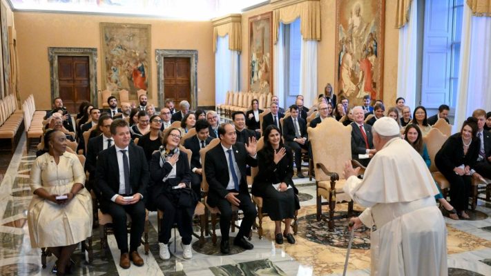 Pope to G7 on Inclusion and Disability